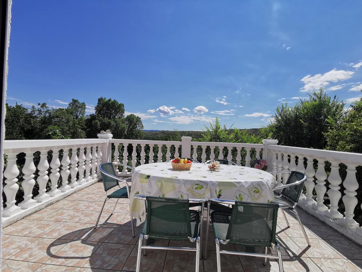 Maestral Apartment Bribir  Bagian luar foto