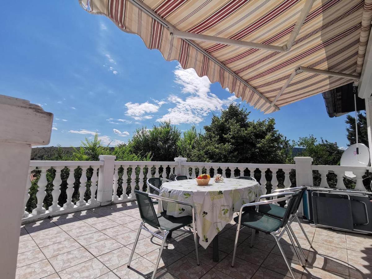 Maestral Apartment Bribir  Bagian luar foto